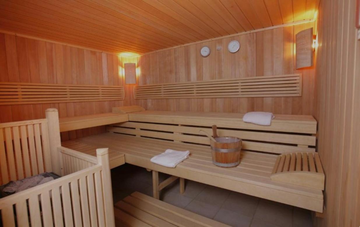 Chez Suzette-Residence-Piscine-Sauna Levernois Exterior foto